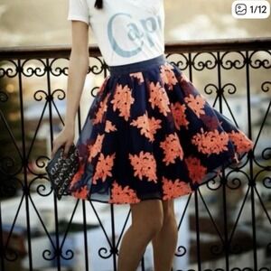 Anthropologie Maeve Pome Blossom Full Skirt Navy Coral Embroidered Tulle Size 0